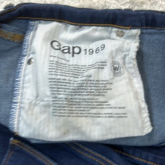 Gap True Skinny dark wash jeans, size 36R - Picture 9 of 9